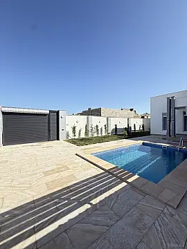 Satılır 4 otaqlı həyət evi 135 m²