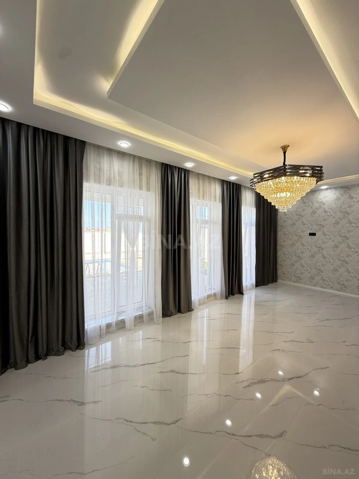 Satılır 4 otaqlı həyət evi 135 m²