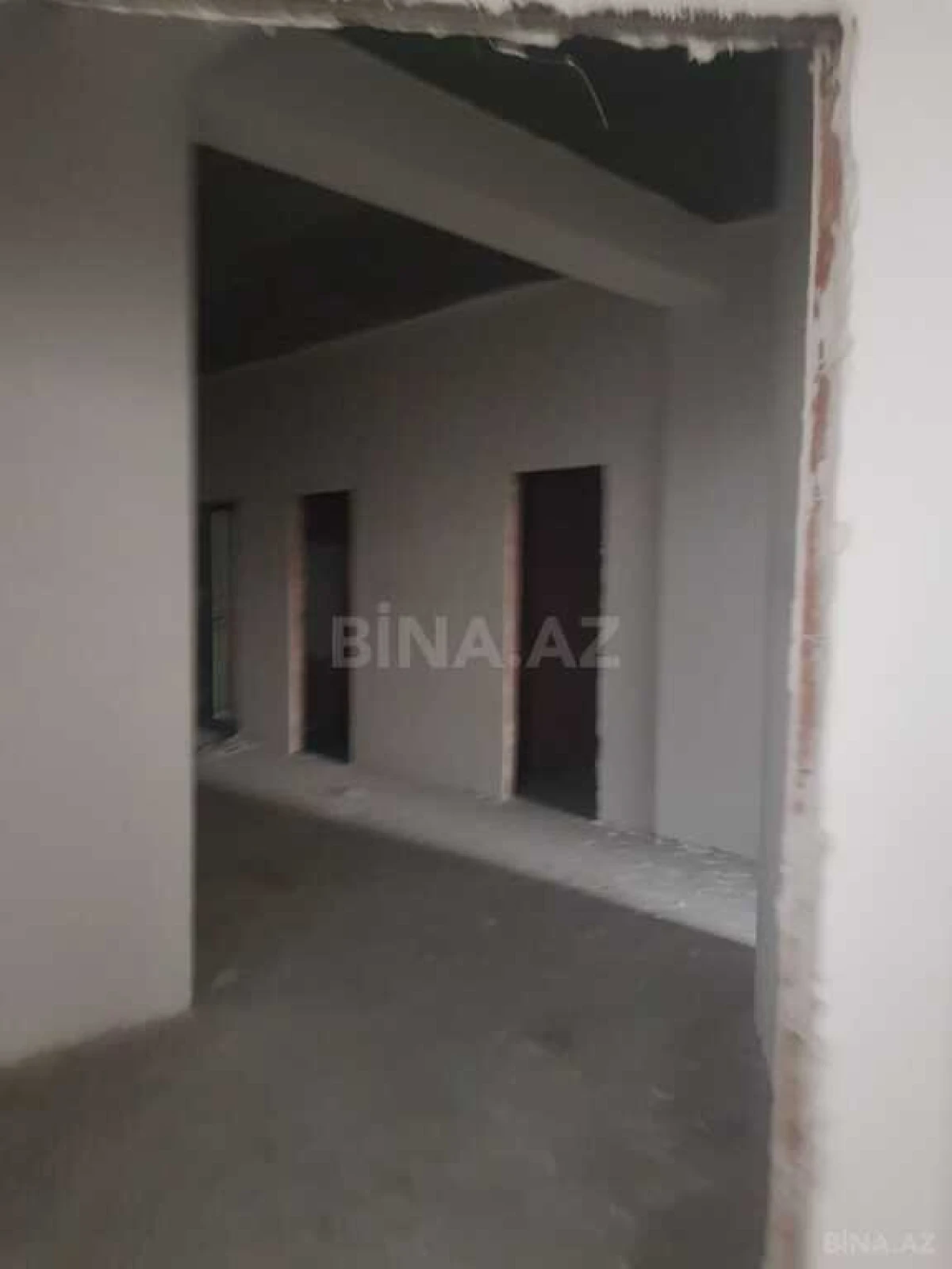 Satılır 3 otaqlı mənzil 139.4 m²