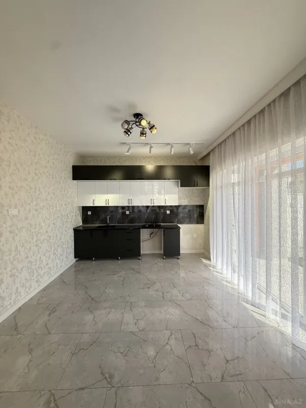 Satılır 4 otaqlı həyət evi 145 m²