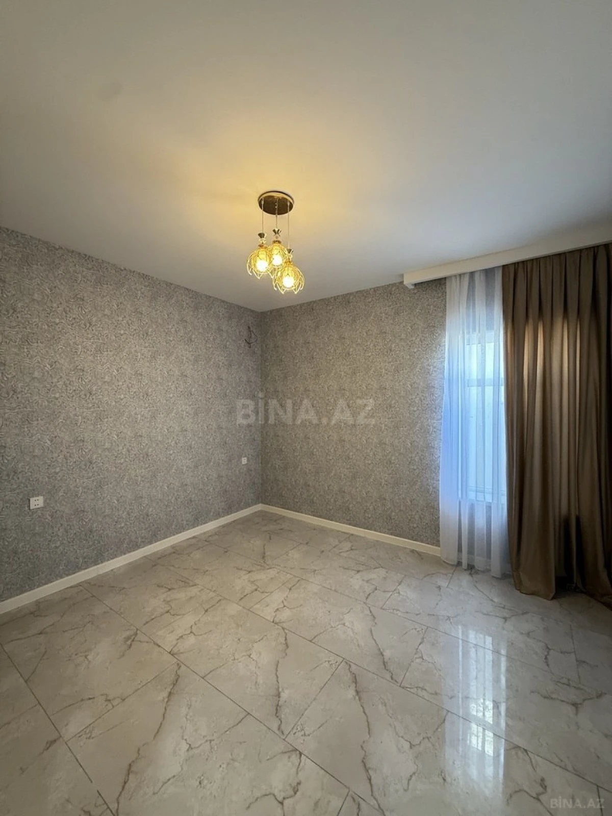Satılır 4 otaqlı həyət evi 145 m²