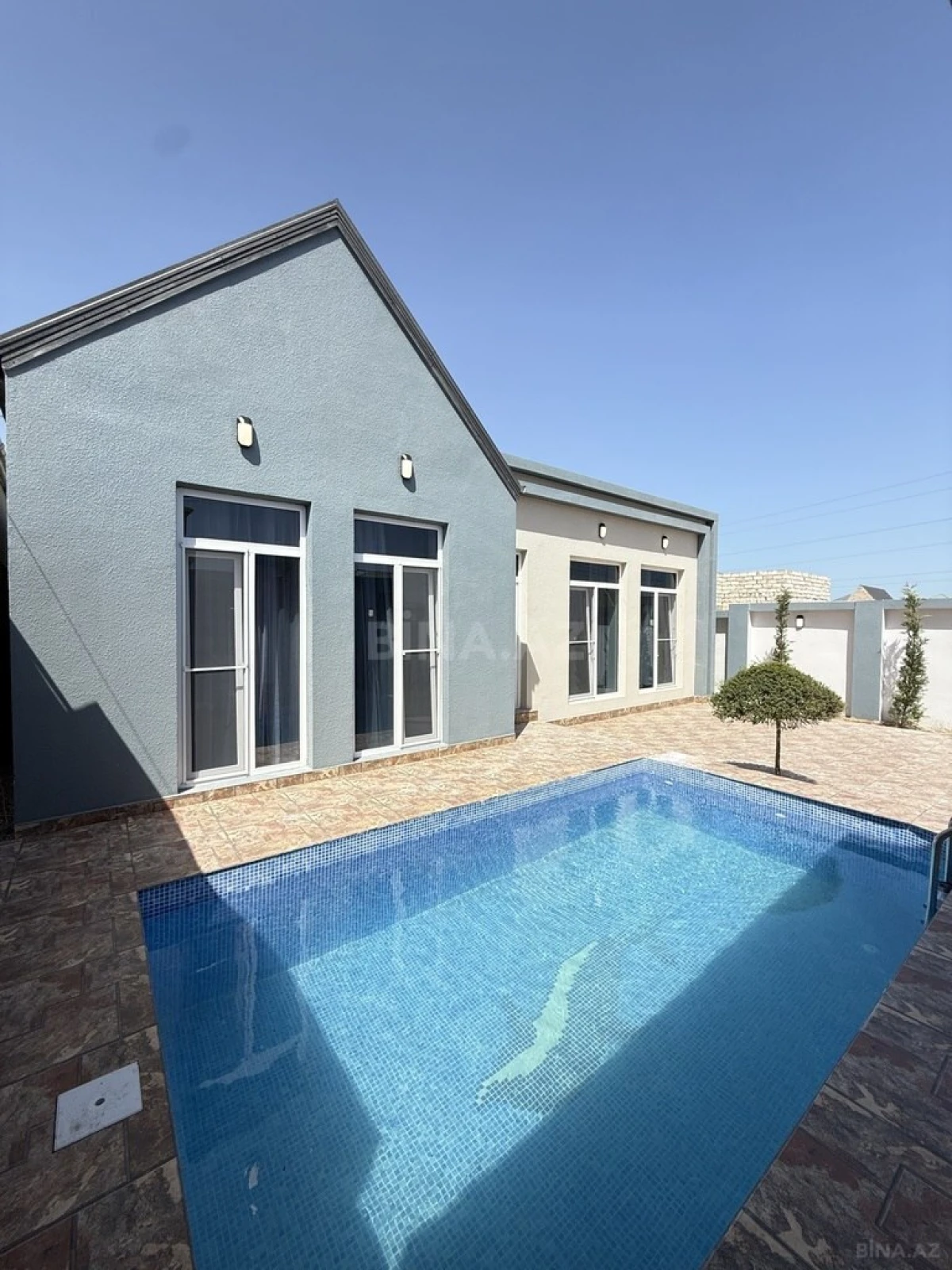 Satılır 4 otaqlı həyət evi 150 m²