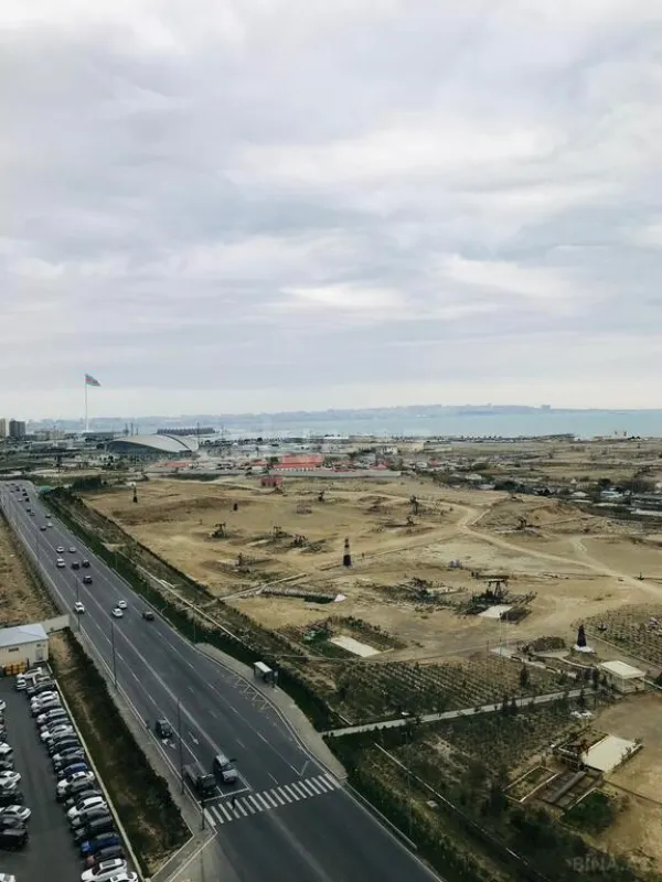 Satılır 2 otaqlı mənzil 104 m²