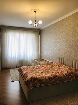Satılır 2 otaqlı mənzil 104 m²