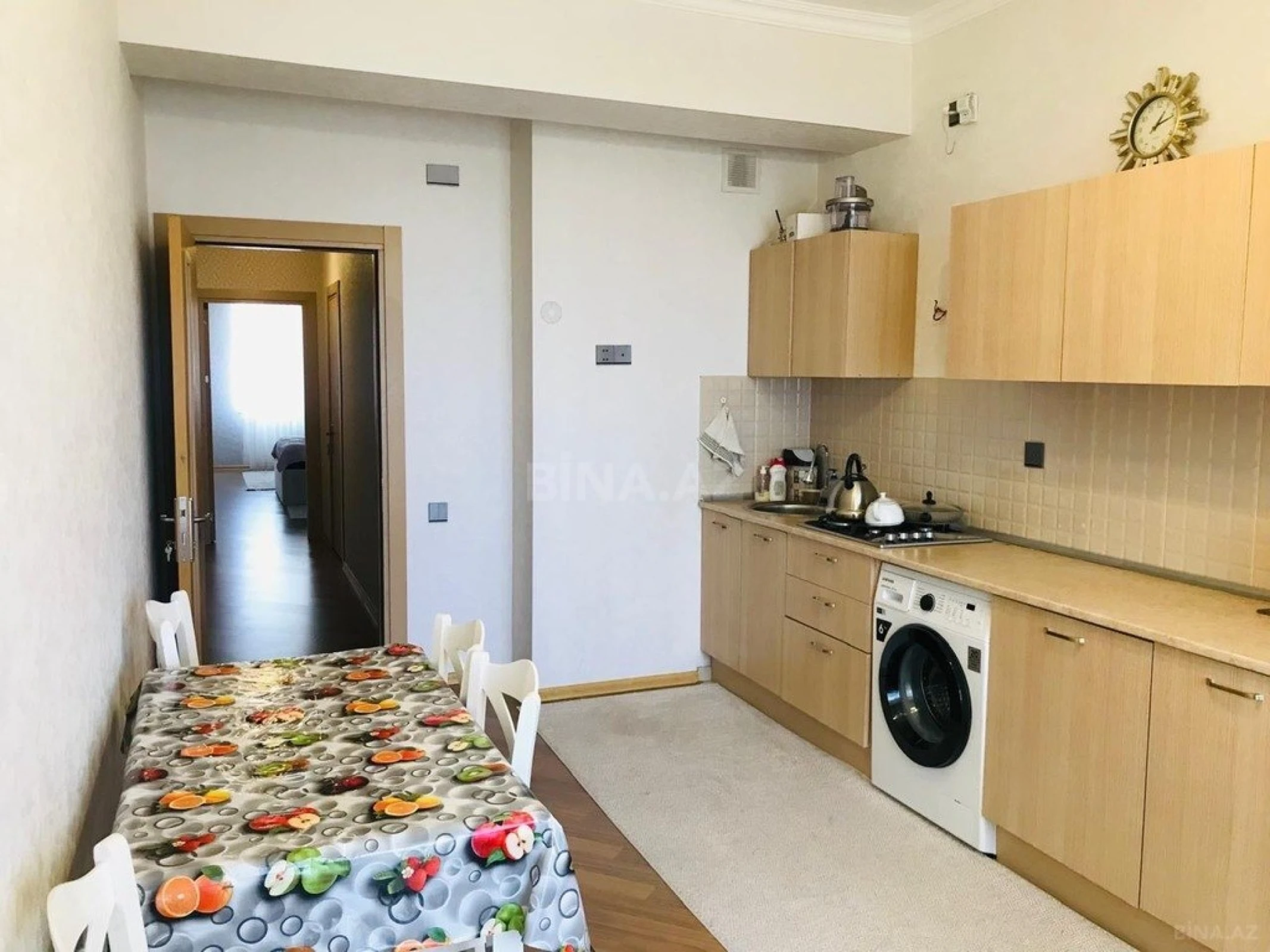 Satılır 2 otaqlı mənzil 104 m²