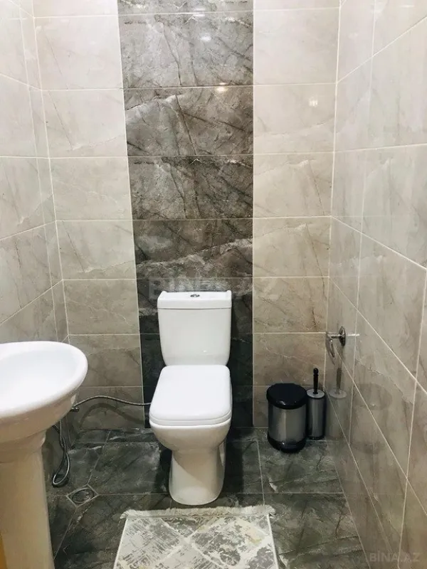 Satılır 2 otaqlı mənzil 104 m²