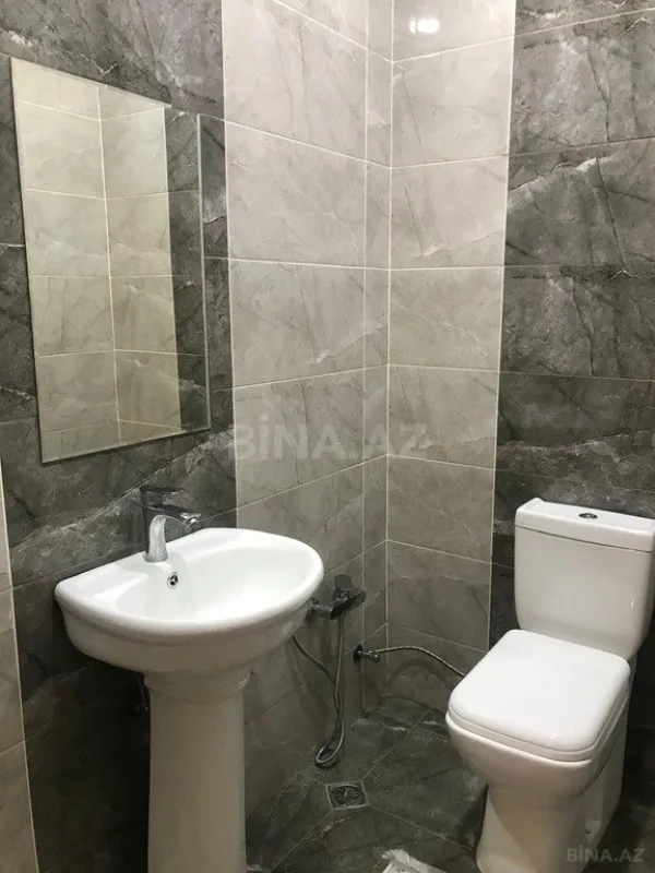 Satılır 2 otaqlı mənzil 104 m²