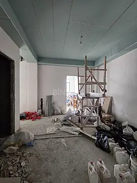 Satılır 3 otaqlı mənzil 172 m²