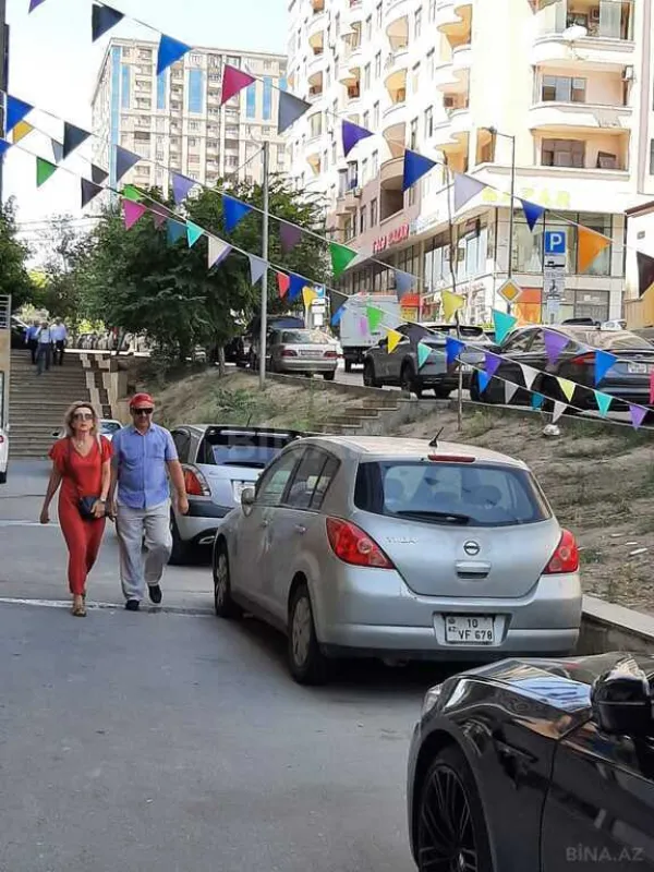 Satılır obyekt 65 m²