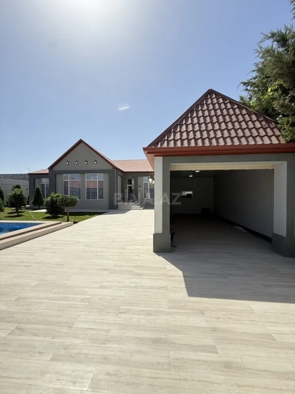 Satılır 5 otaqlı həyət evi 265 m²