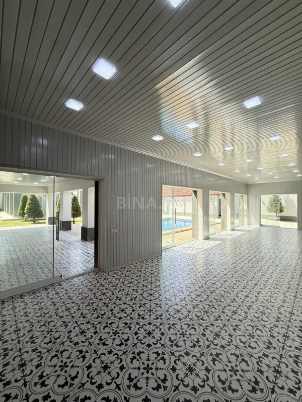 Satılır 5 otaqlı həyət evi 265 m²