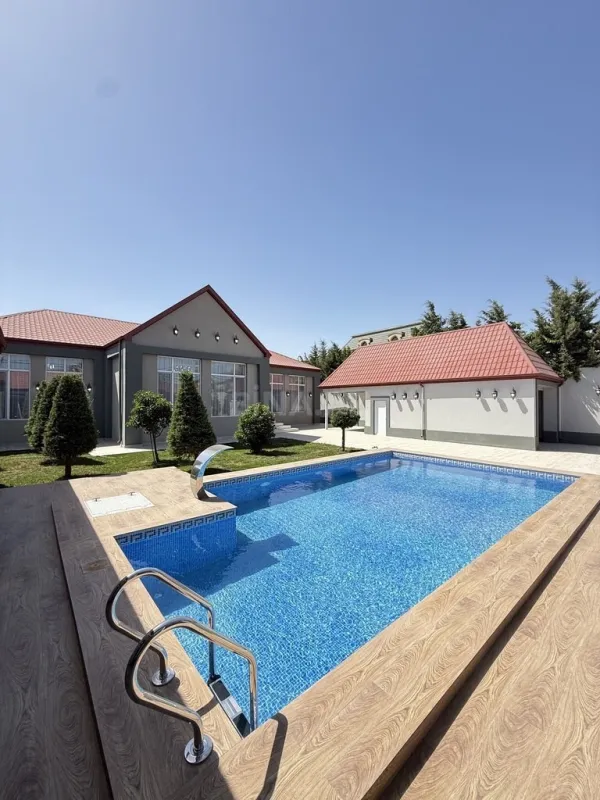 Satılır 5 otaqlı həyət evi 265 m²