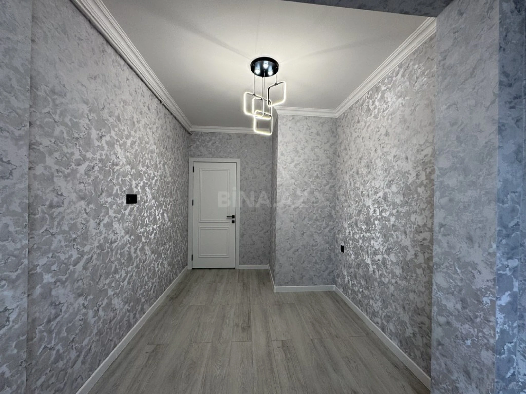 Satılır 2 otaqlı mənzil 42 m²