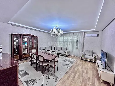 Satılır 3 otaqlı mənzil 145 m²