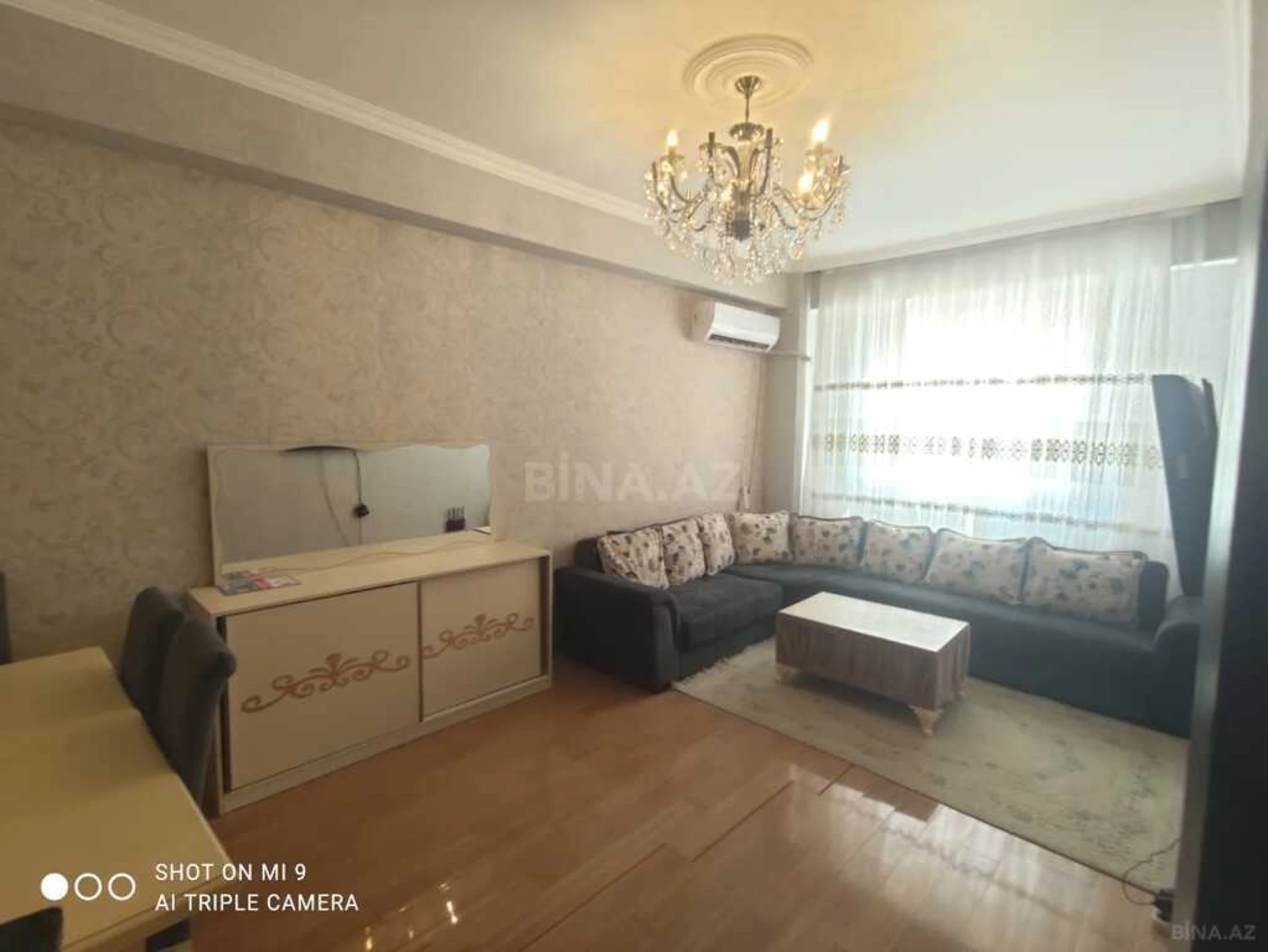 Kirayə verilir 2 otaqlı mənzil 64 m²