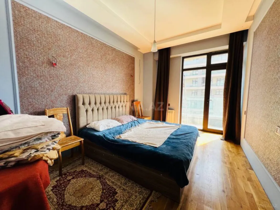 Kirayə verilir 2 otaqlı mənzil 70 m²