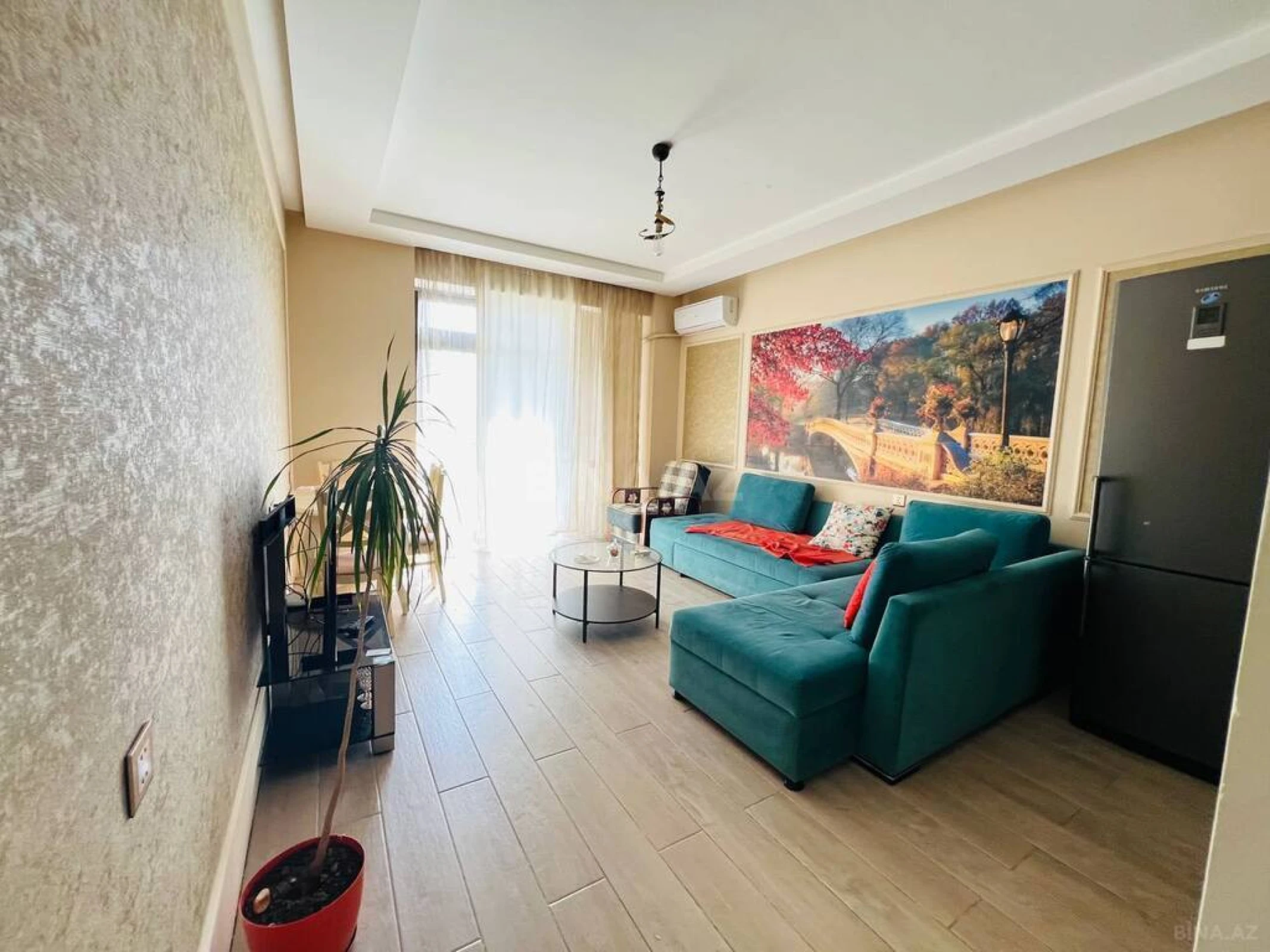 Kirayə verilir 2 otaqlı mənzil 70 m²