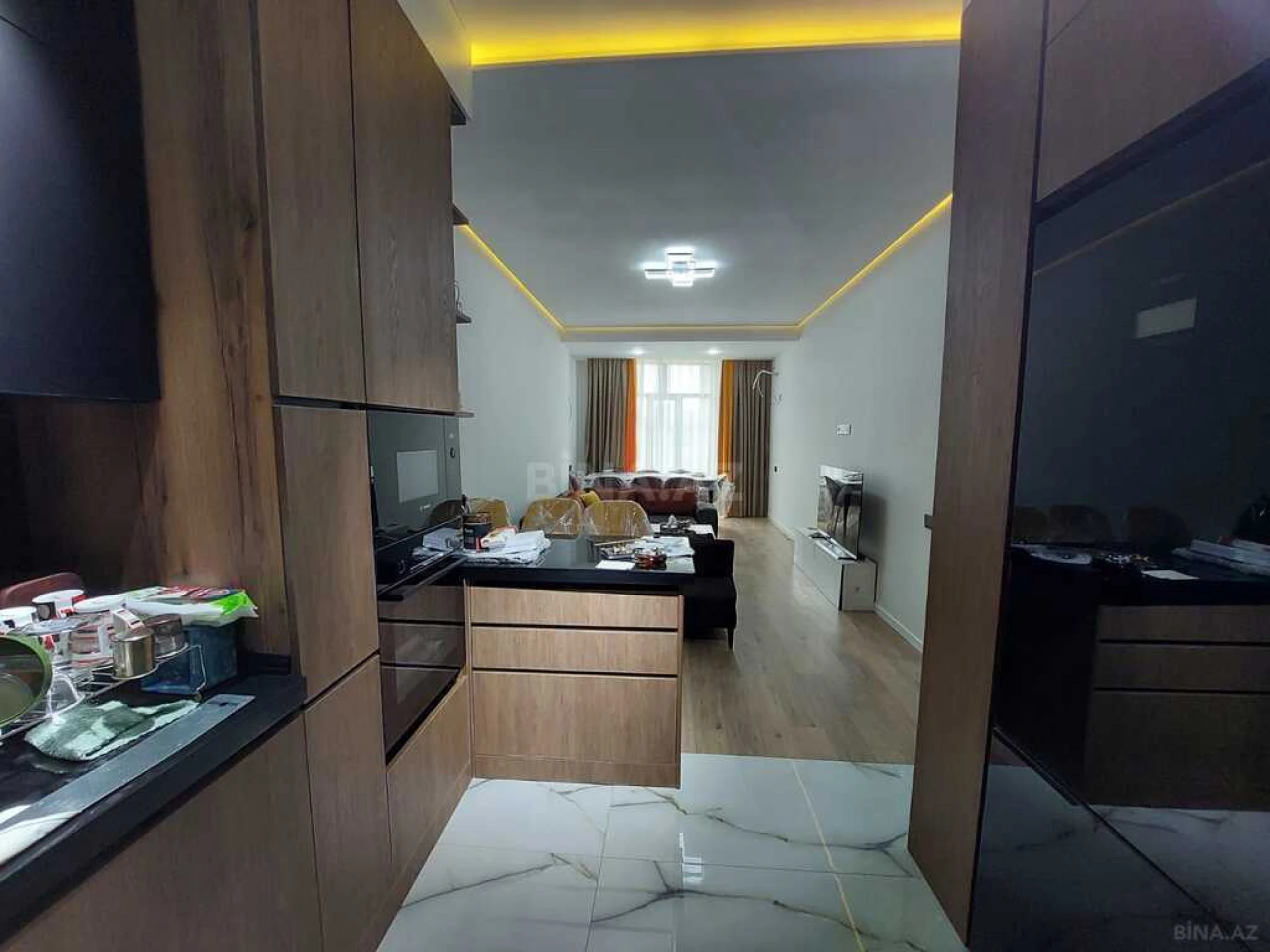 Satılır 3 otaqlı mənzil 102 m²