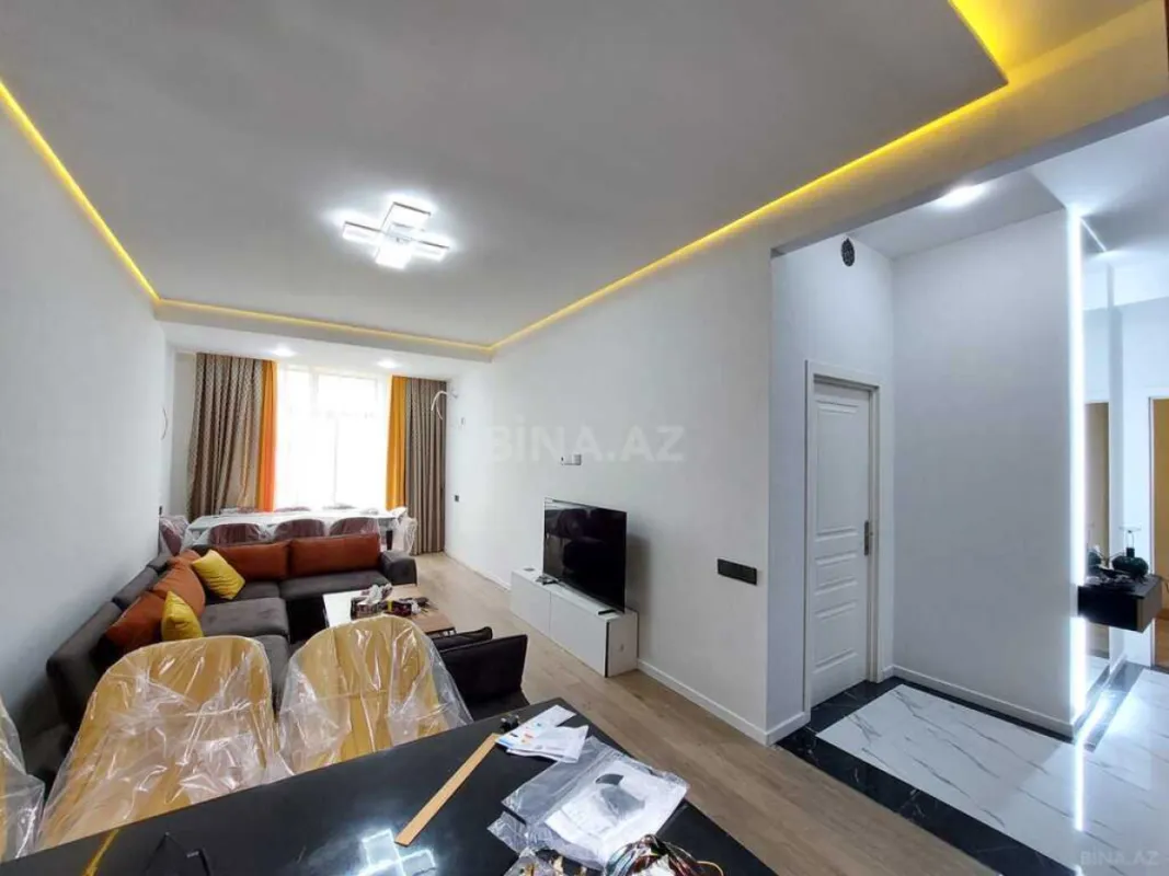 Satılır 3 otaqlı mənzil 102 m²