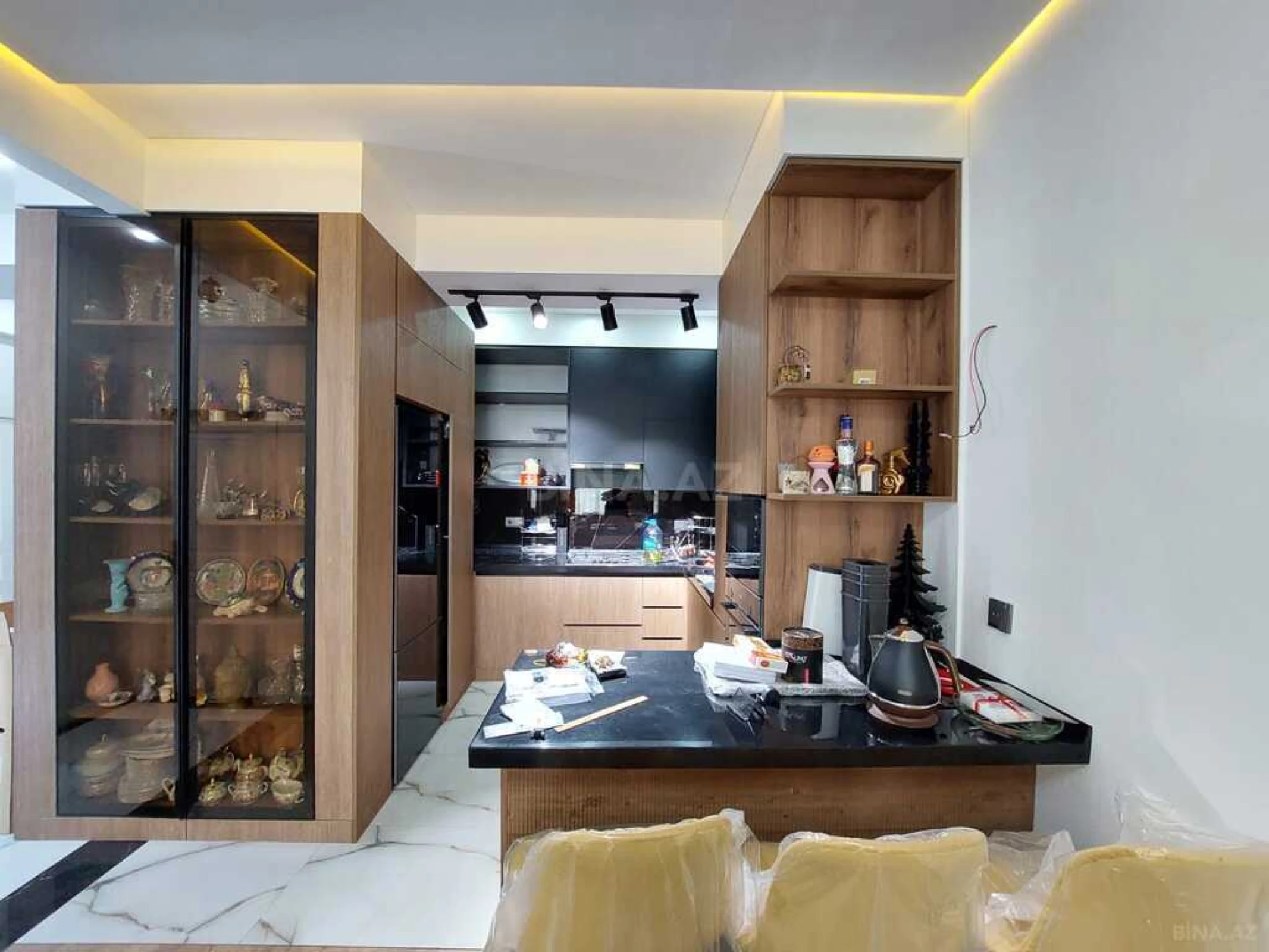 Satılır 3 otaqlı mənzil 102 m²