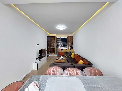 Satılır 3 otaqlı mənzil 102 m²