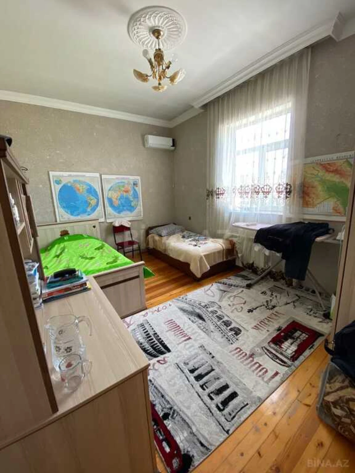 Satılır 5 otaqlı həyət evi 265 m²