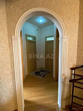 Satılır 5 otaqlı həyət evi 265 m²