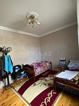 Satılır 5 otaqlı həyət evi 265 m²
