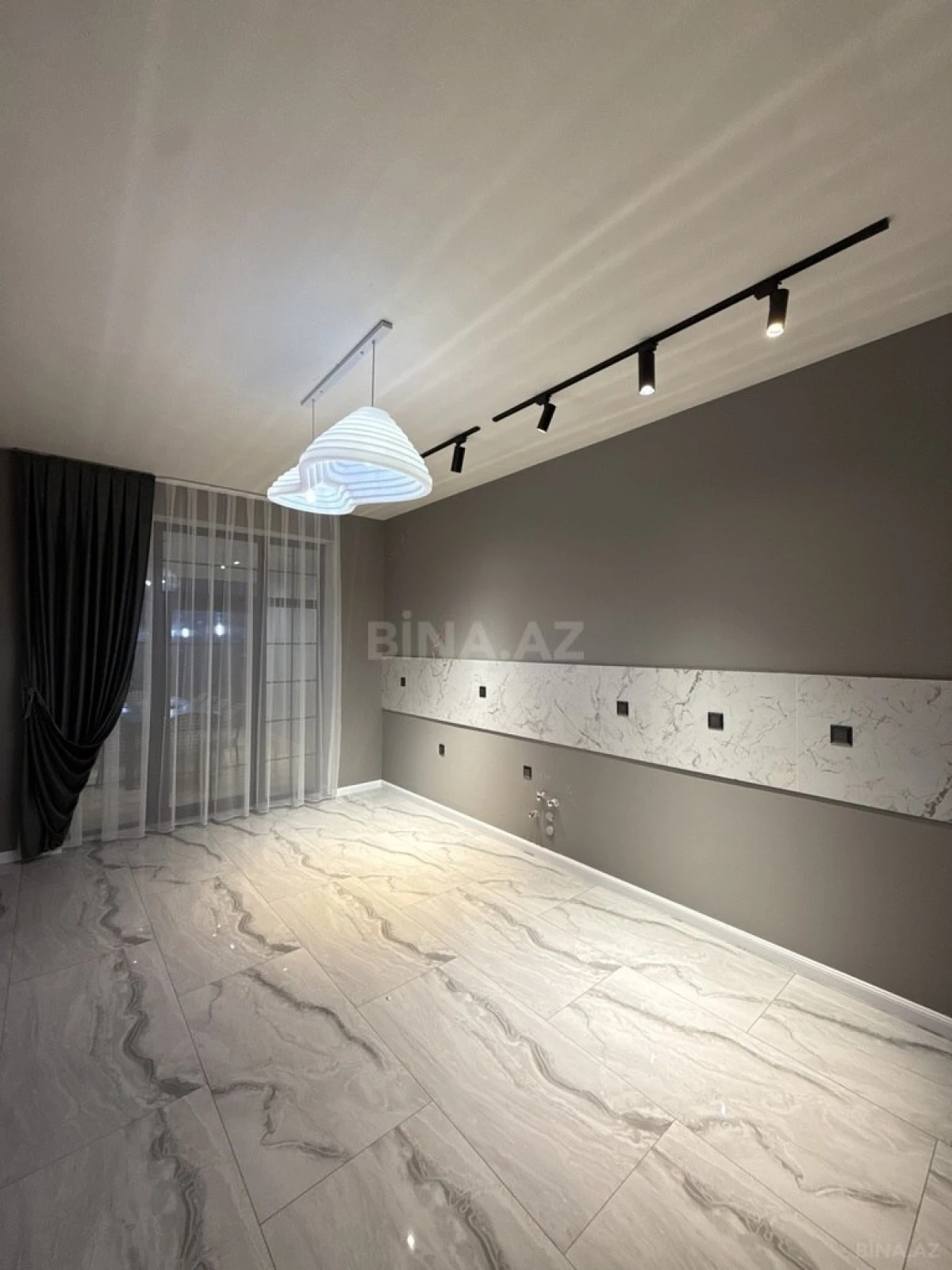 Satılır 4 otaqlı həyət evi 145 m²