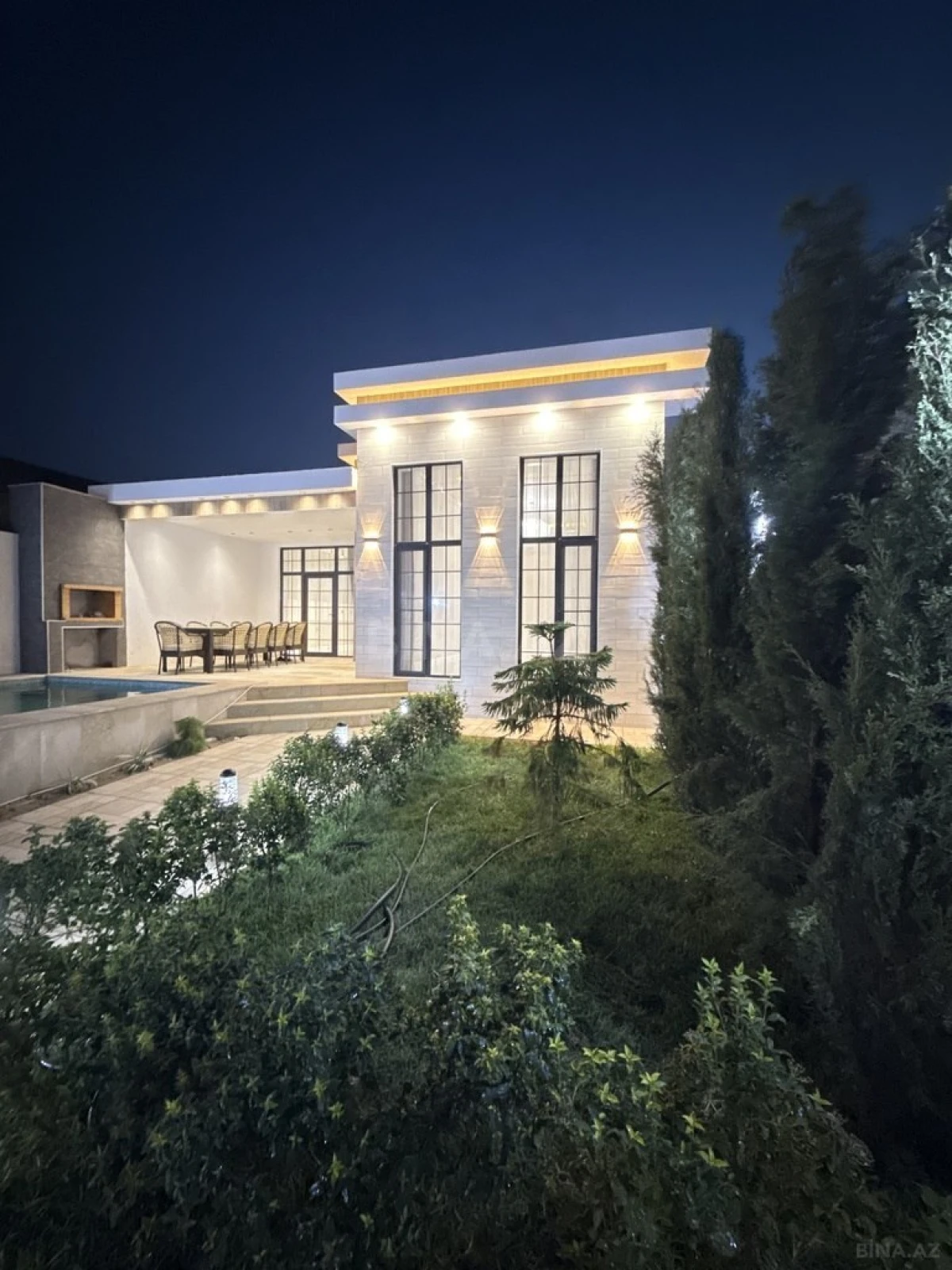 Satılır 4 otaqlı həyət evi 145 m²