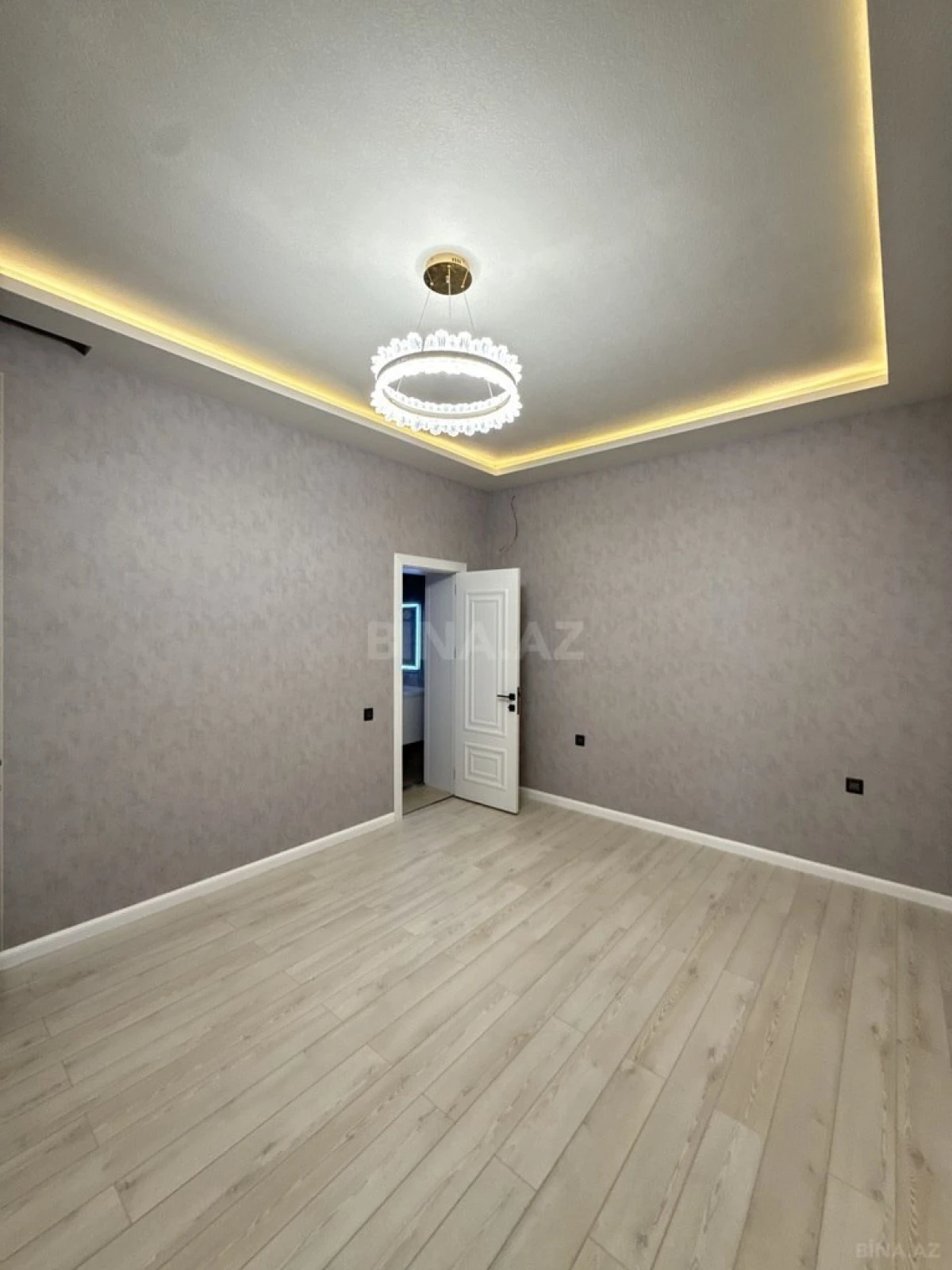 Satılır 4 otaqlı həyət evi 145 m²