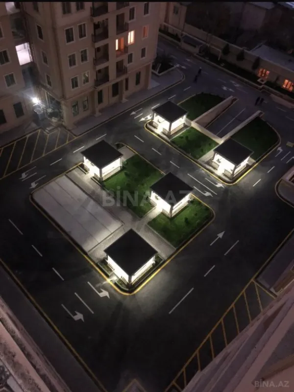 Satılır 6 otaqlı mənzil 323 m²