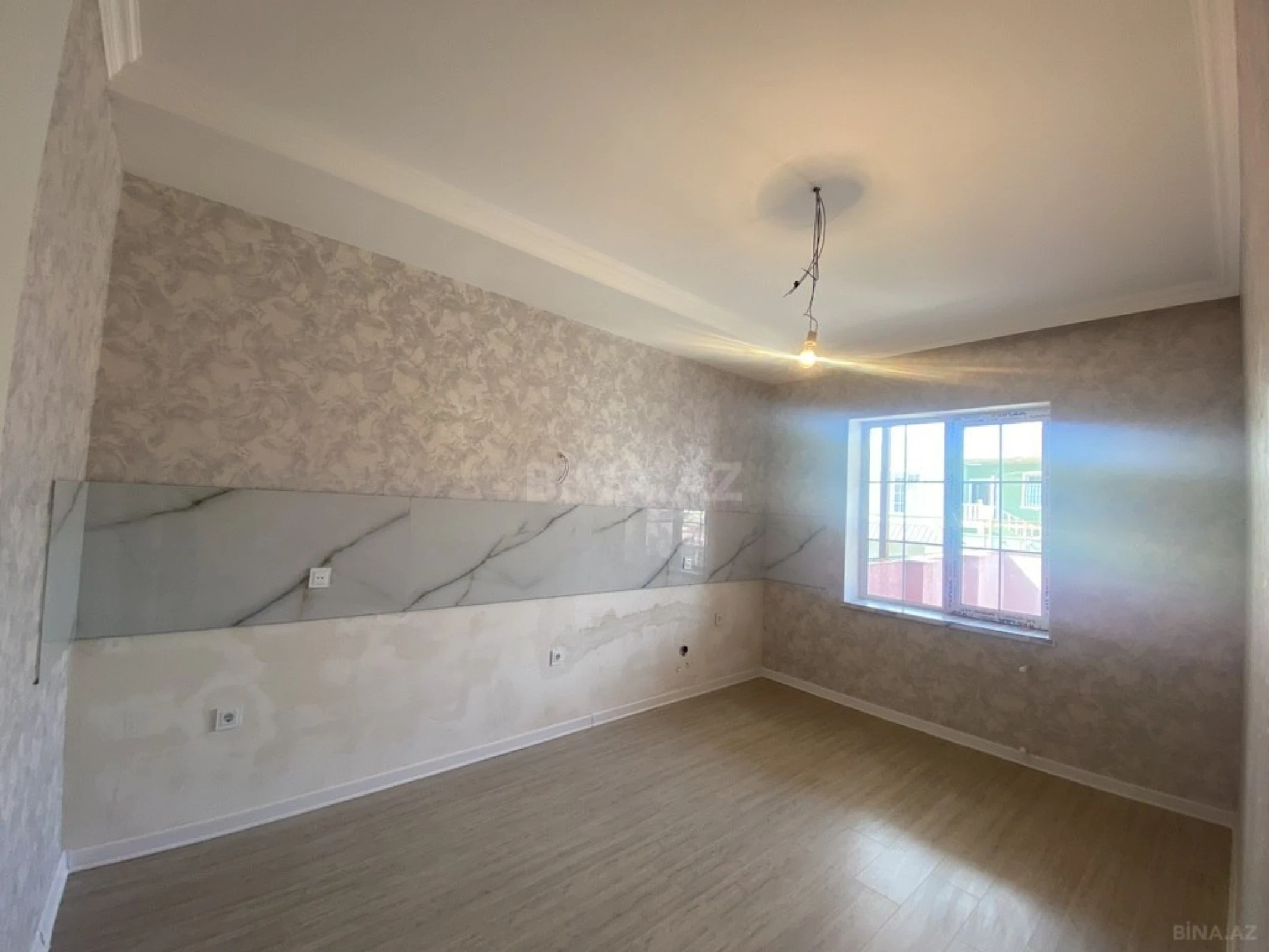 Satılır 4 otaqlı həyət evi 110 m²