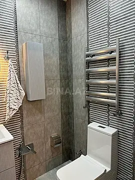 Satılır 3 otaqlı mənzil 142 m²