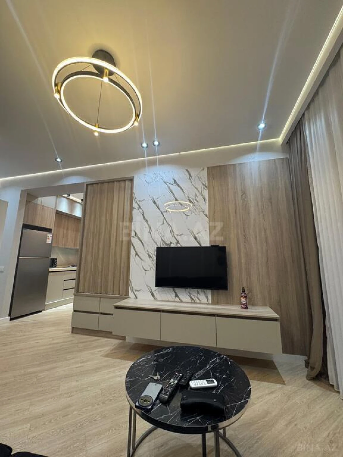 Kirayə verilir 2 otaqlı mənzil 70 m²