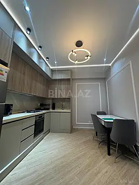 Kirayə verilir 2 otaqlı mənzil 70 m²