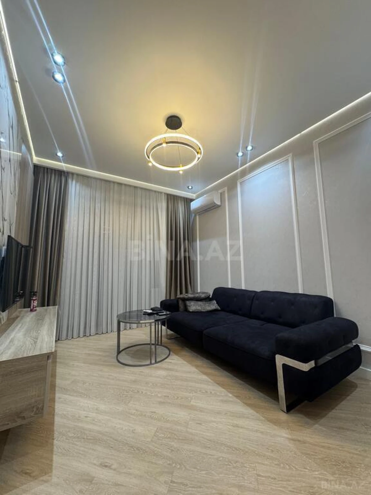 Kirayə verilir 2 otaqlı mənzil 70 m²