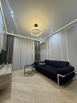 Kirayə verilir 2 otaqlı mənzil 70 m²