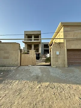 Satılır 5 otaqlı həyət evi 450 m²