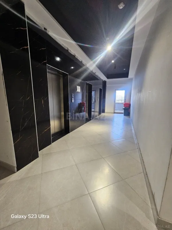 Satılır 3 otaqlı mənzil 146 m²