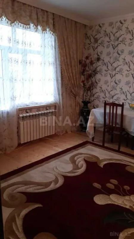 Satılır 3 otaqlı həyət evi 100 m²