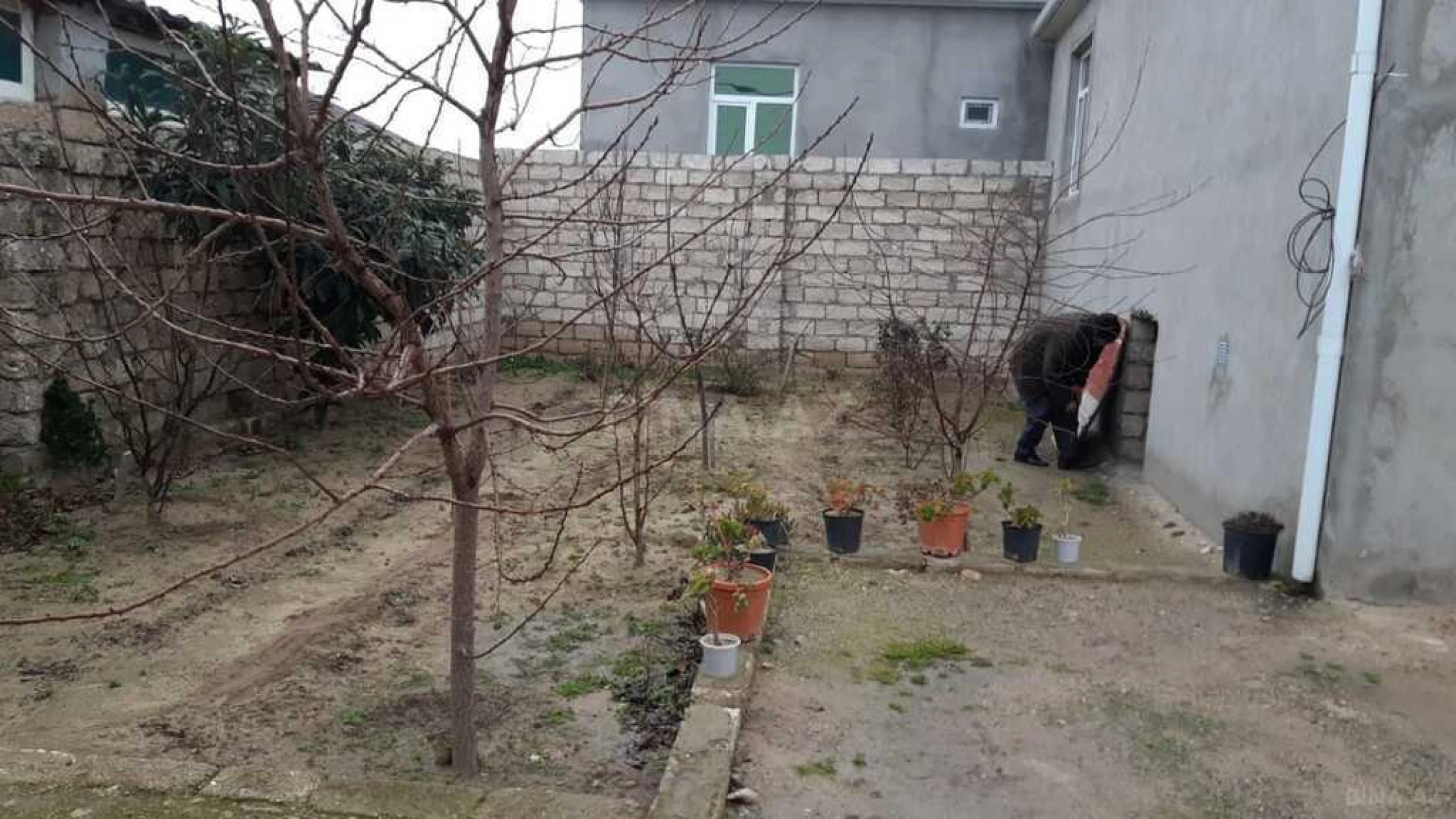 Satılır 3 otaqlı həyət evi 100 m²