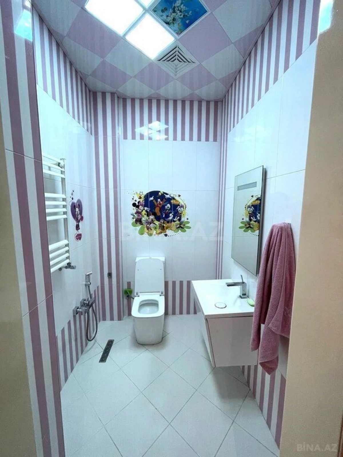 Satılır 4 otaqlı mənzil 185 m²