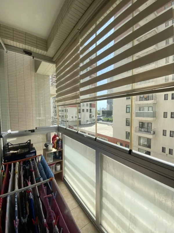 Satılır 4 otaqlı mənzil 160 m²