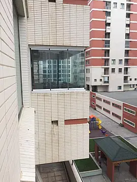 Satılır 4 otaqlı mənzil 160 m²