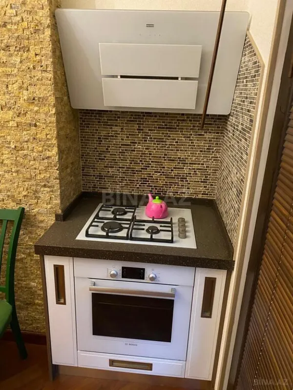 Kirayə verilir 2 otaqlı mənzil 65 m²