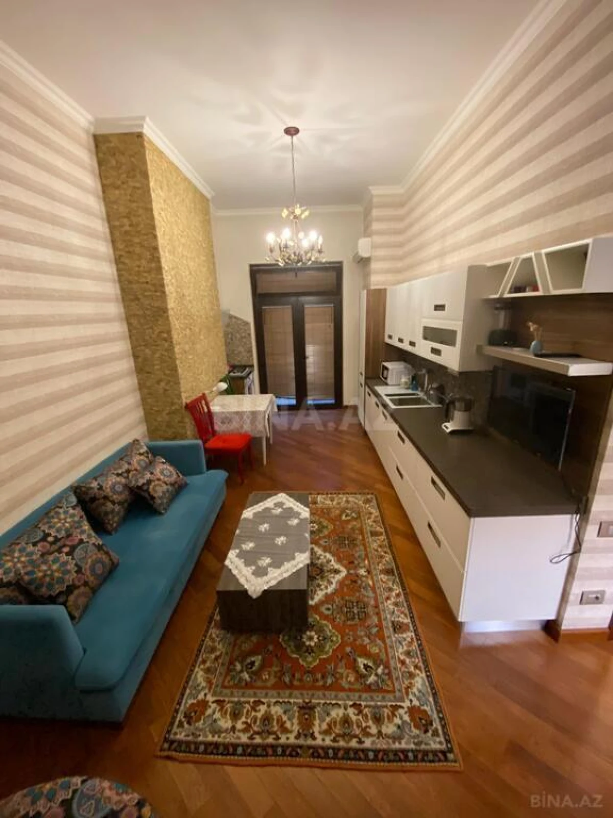 Kirayə verilir 2 otaqlı mənzil 65 m²