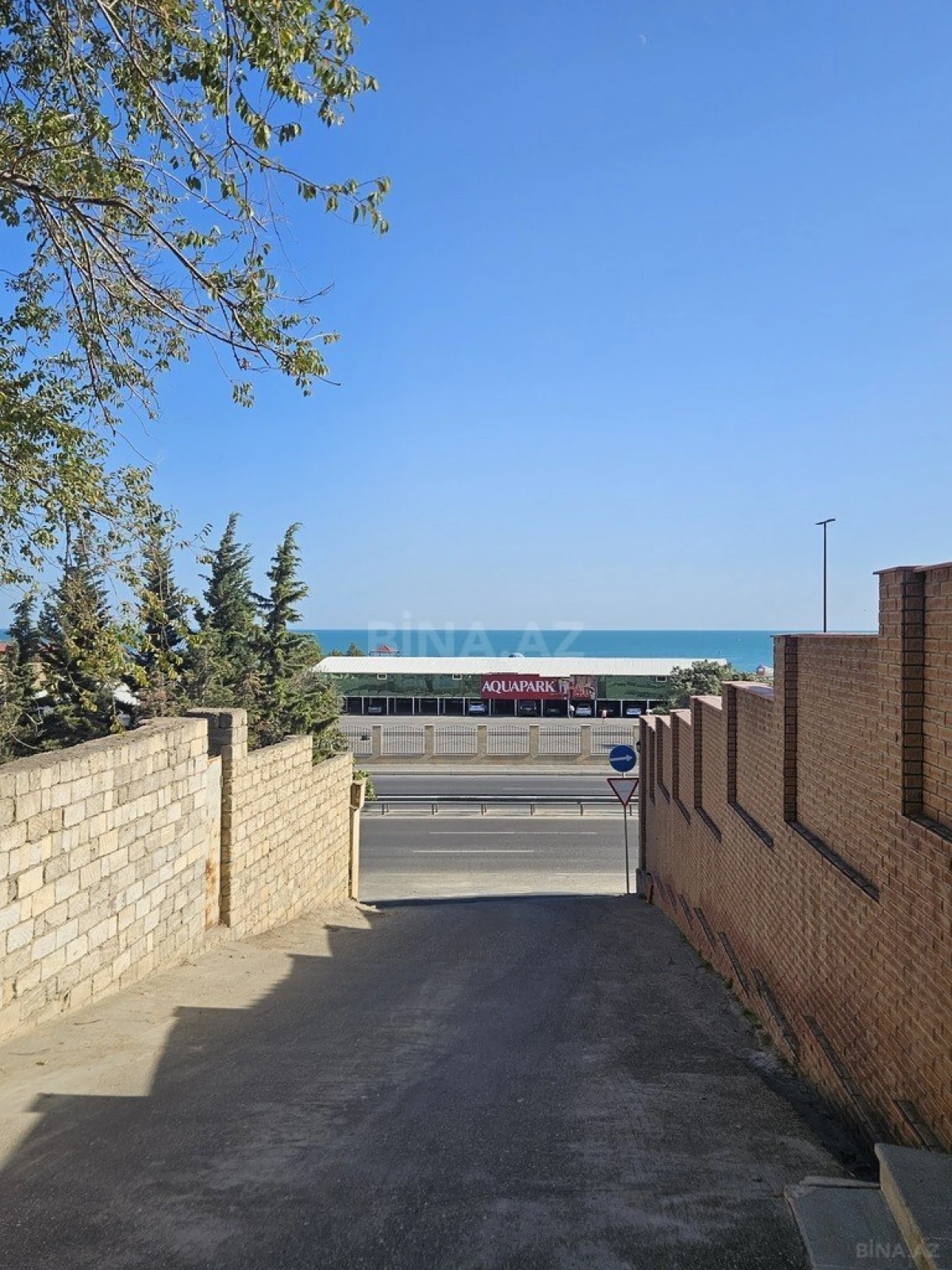 Satılır torpaq sahəsi 15 m²