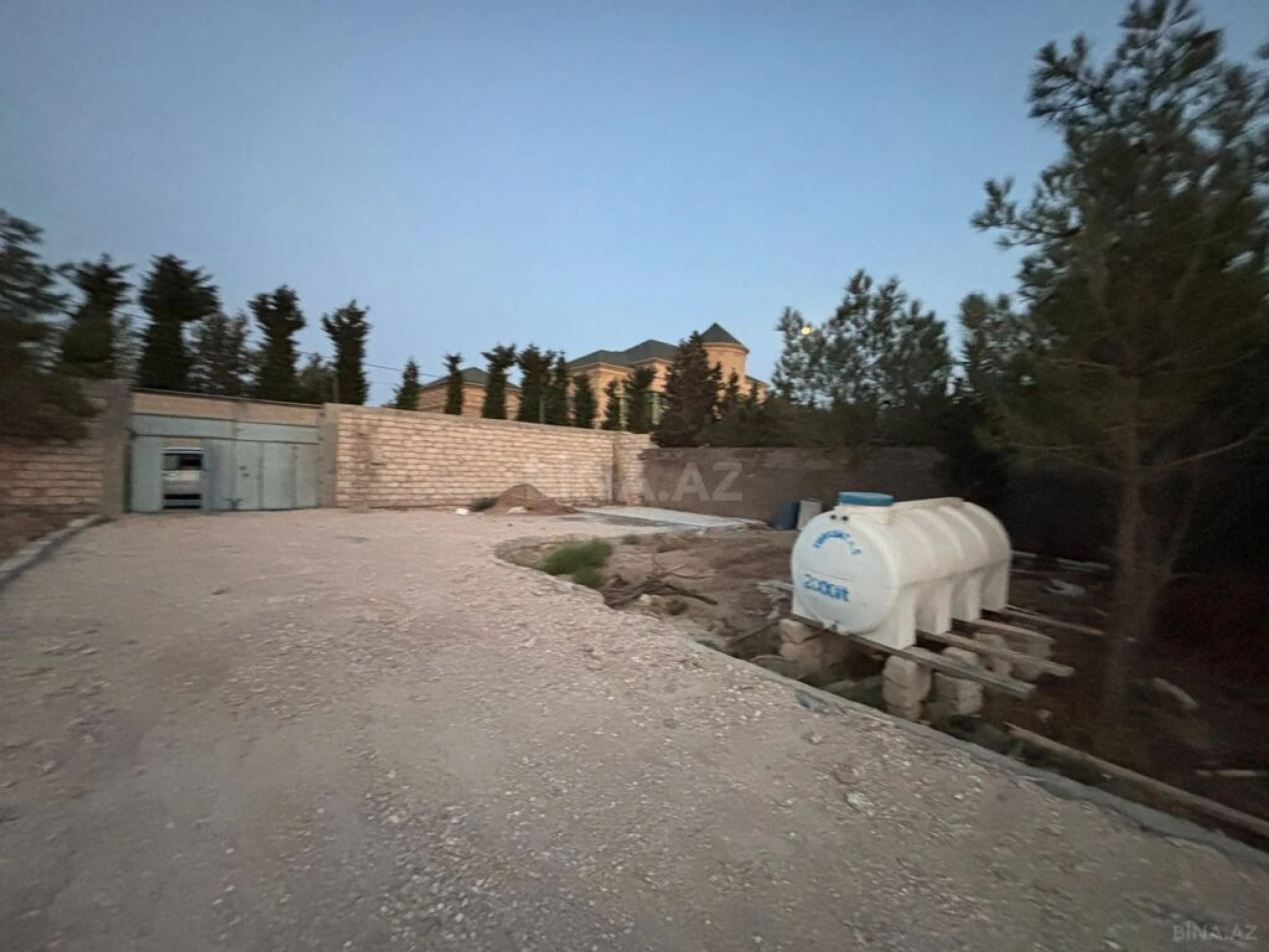 Satılır torpaq sahəsi 12 m²