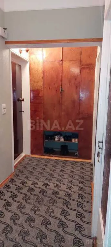 Satılır 4 otaqlı mənzil 110 m²